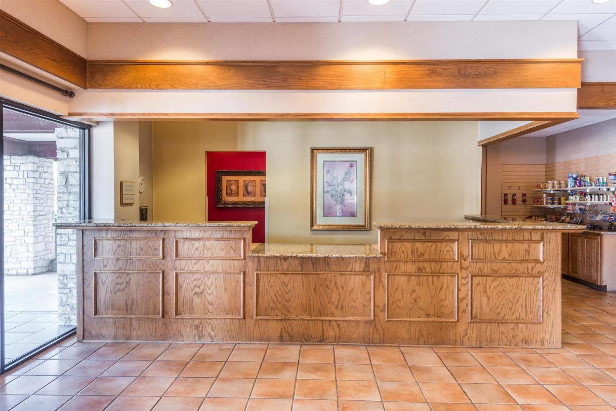 Ramada New Braunfels Otel Dış mekan fotoğraf